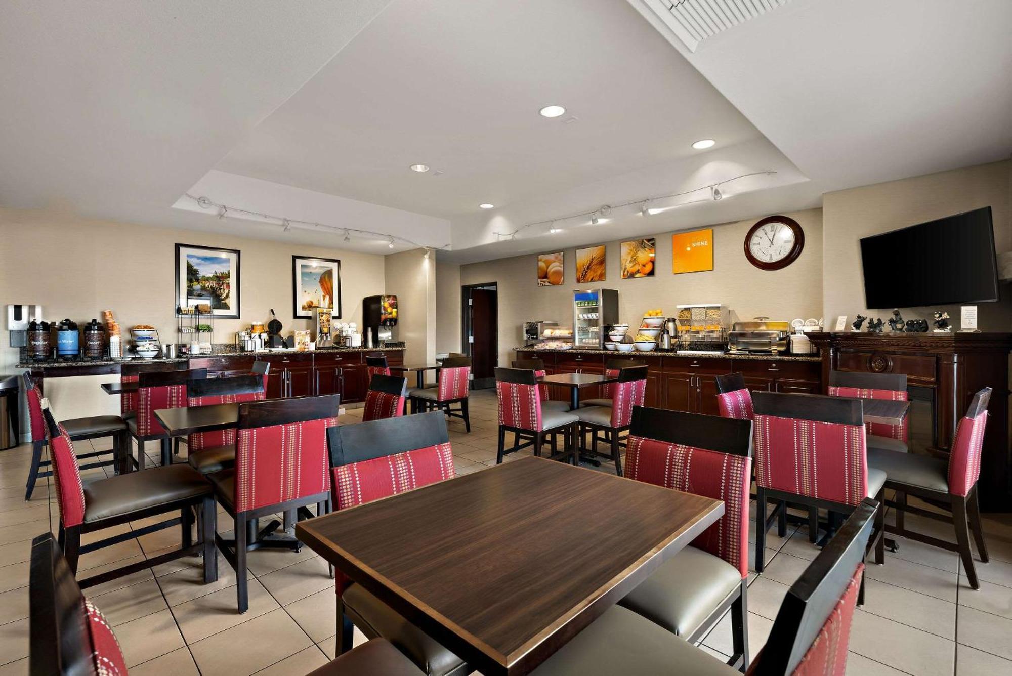 Comfort Inn & Suites Airport Convention Center Reno Exteriér fotografie